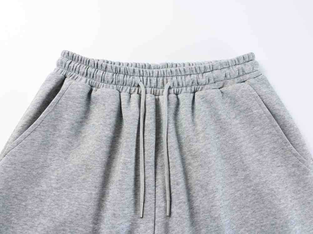 Metal Stud Graffiti Letter Print Curved Wide Leg Sweatpants WN27905