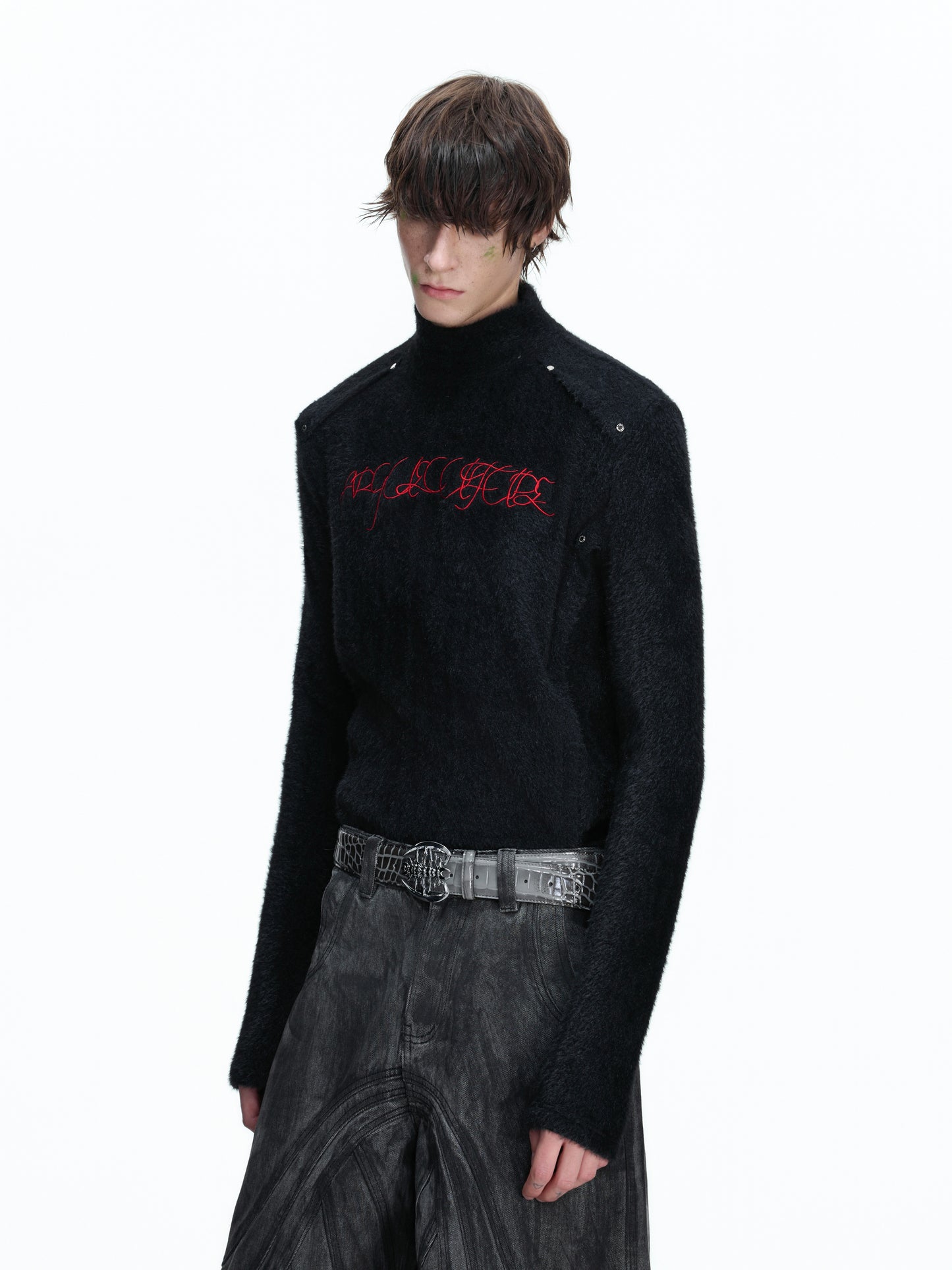 Plush Deconstructed Embroiderey Slim Long-sleeve  T-Shirt WN22664