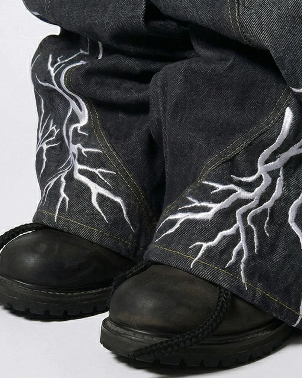 Lightning Thorn Washed Curved Wide Leg Denim Jeans WN27863