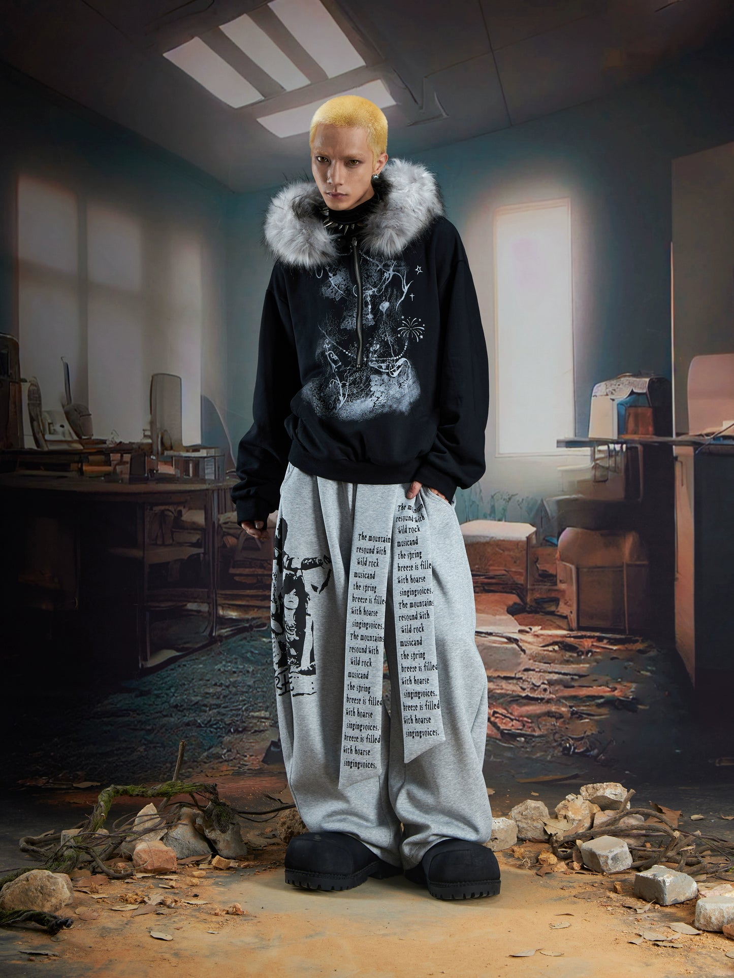Letter Portrait Print Strap Wide Leg Sweatpants WN21353