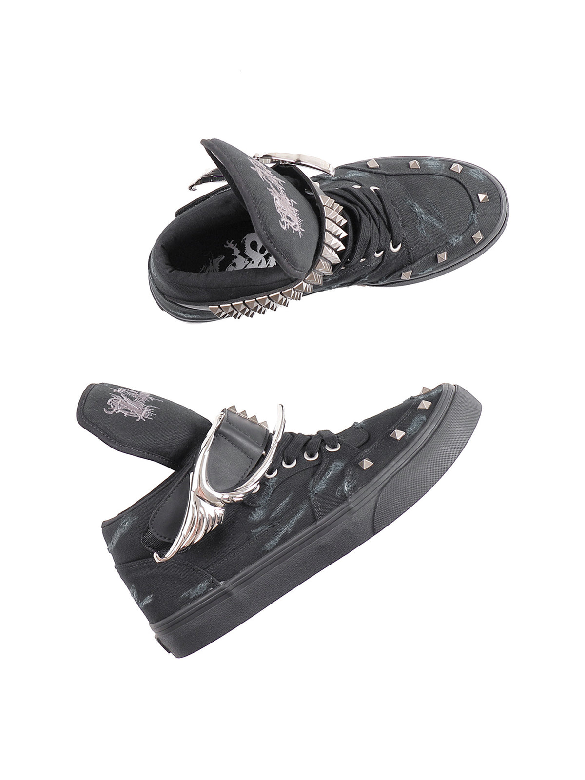 Metal Wing Stud Lace-Up Sneakers WN26709