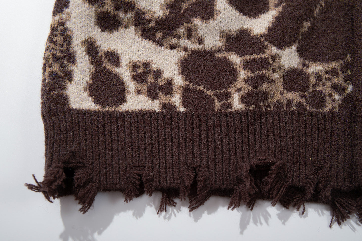 Skull Graphic Dark Knit Sweater WN23040