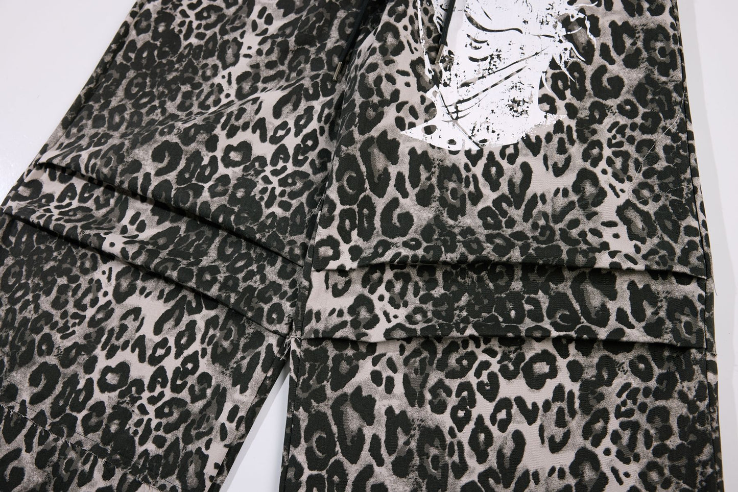 Leopard Print Wide Leg Cargo Pants WN26043
