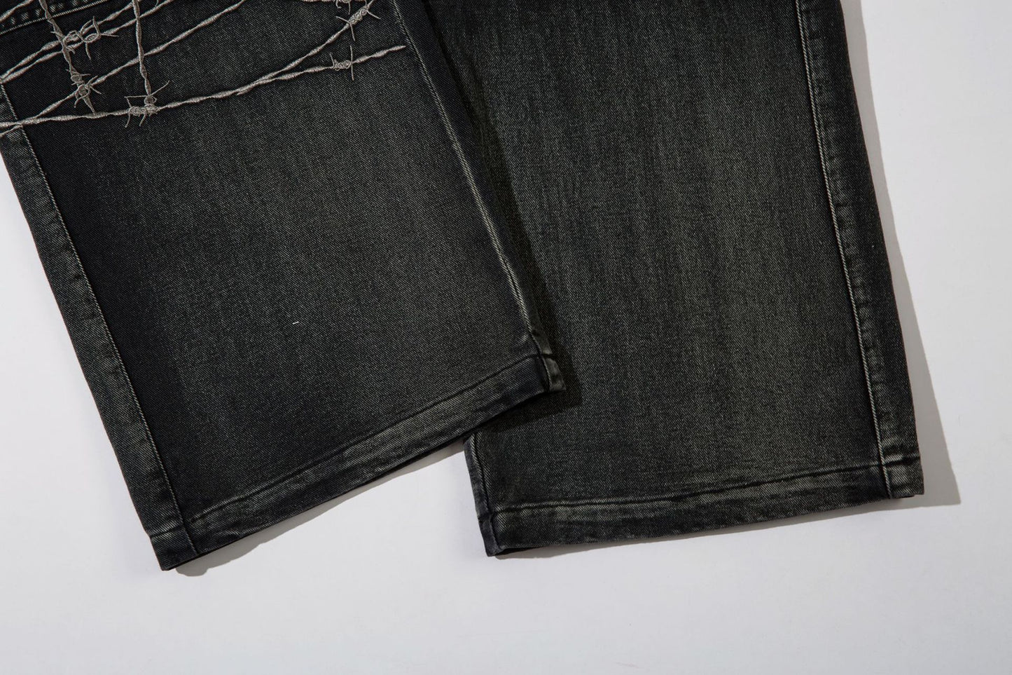 Embroidery Wide-Leg Cargo Denim Jeans WN11366