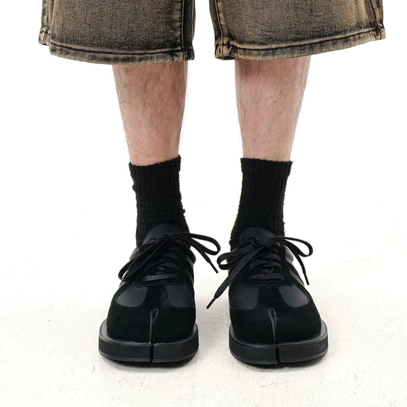 Leather Tabi Sneakers WN20780