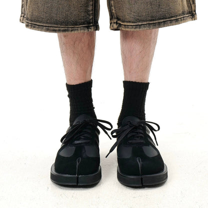 Leather Tabi Sneakers WN20780