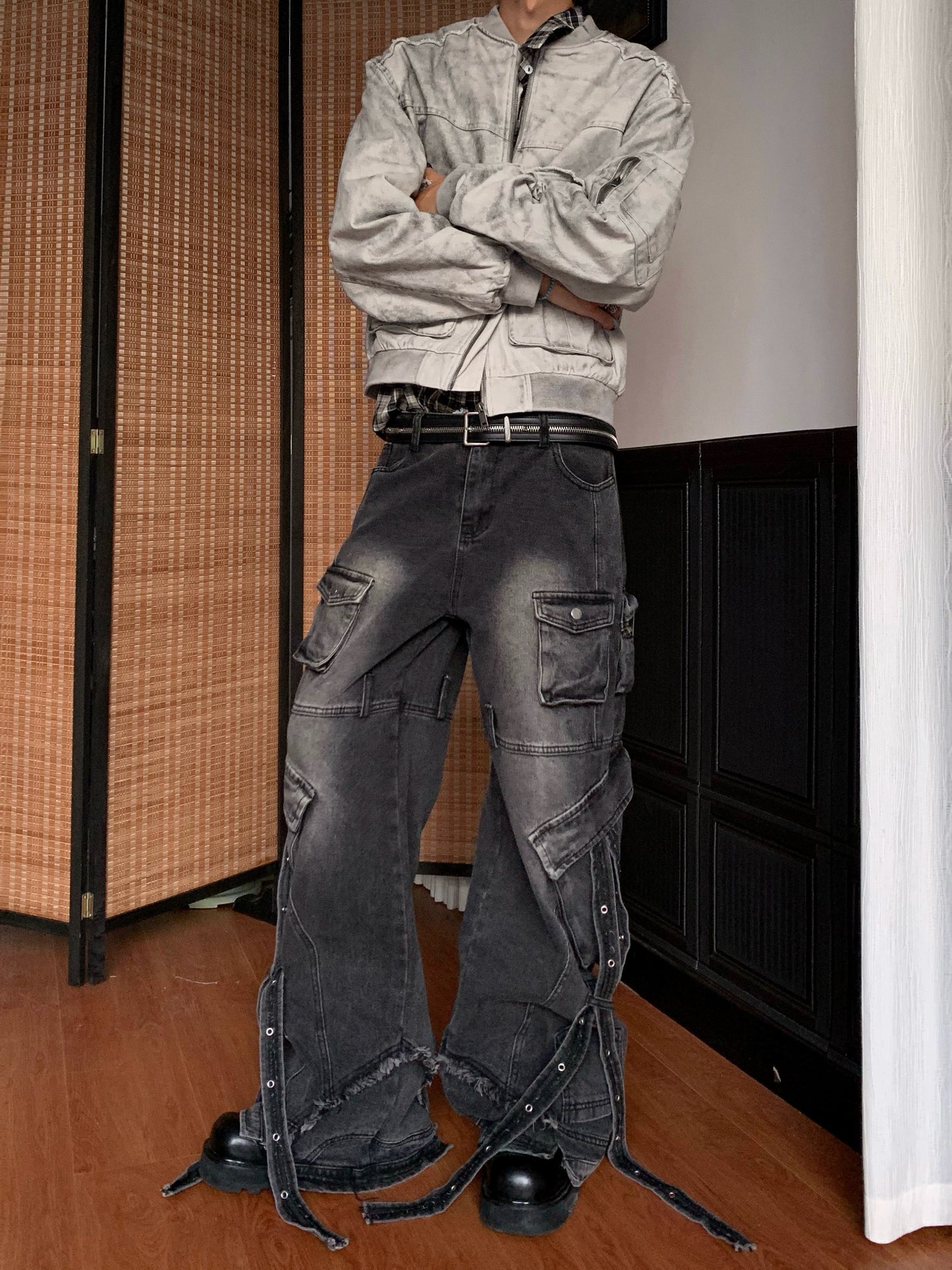 Washed Multi-Pocket Denim Jeans WN22226