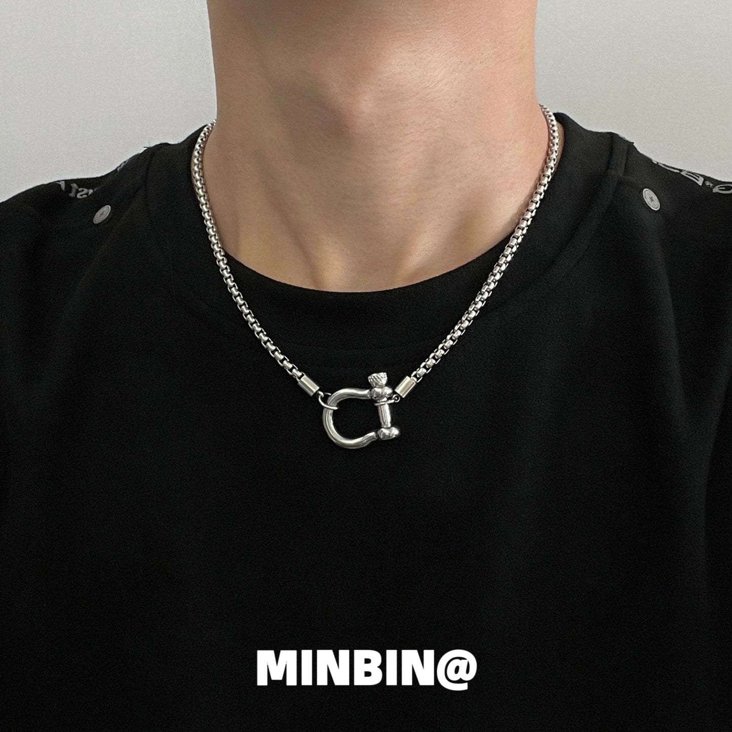 Buckle Design Necklace WN19212