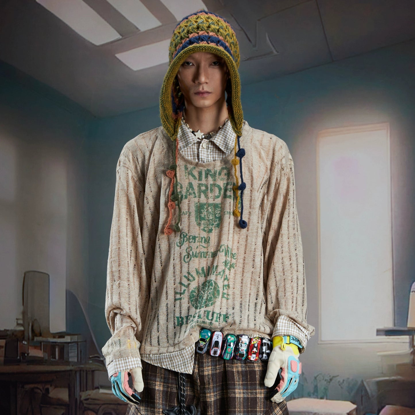 Fake Layered V-Neck Patchwork Long Sleeve T-Shirt WN21359