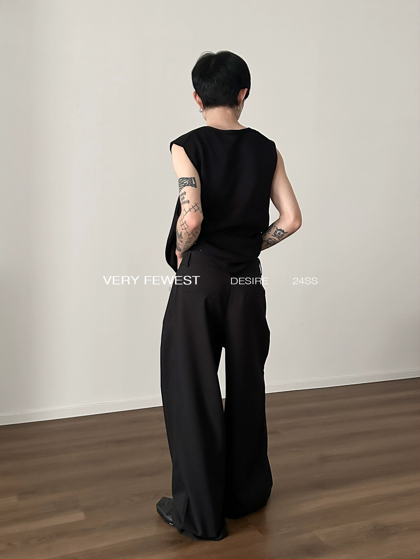 Metal Button Wide Leg Trousers WN8888