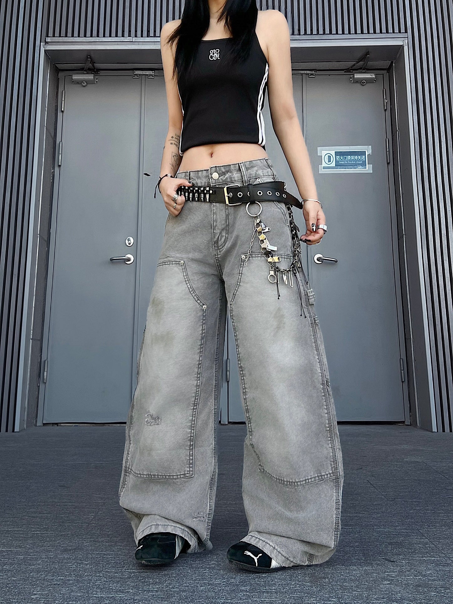 Damage Wash Pocket Wide Leg Cargo Denim Jeans WN24181