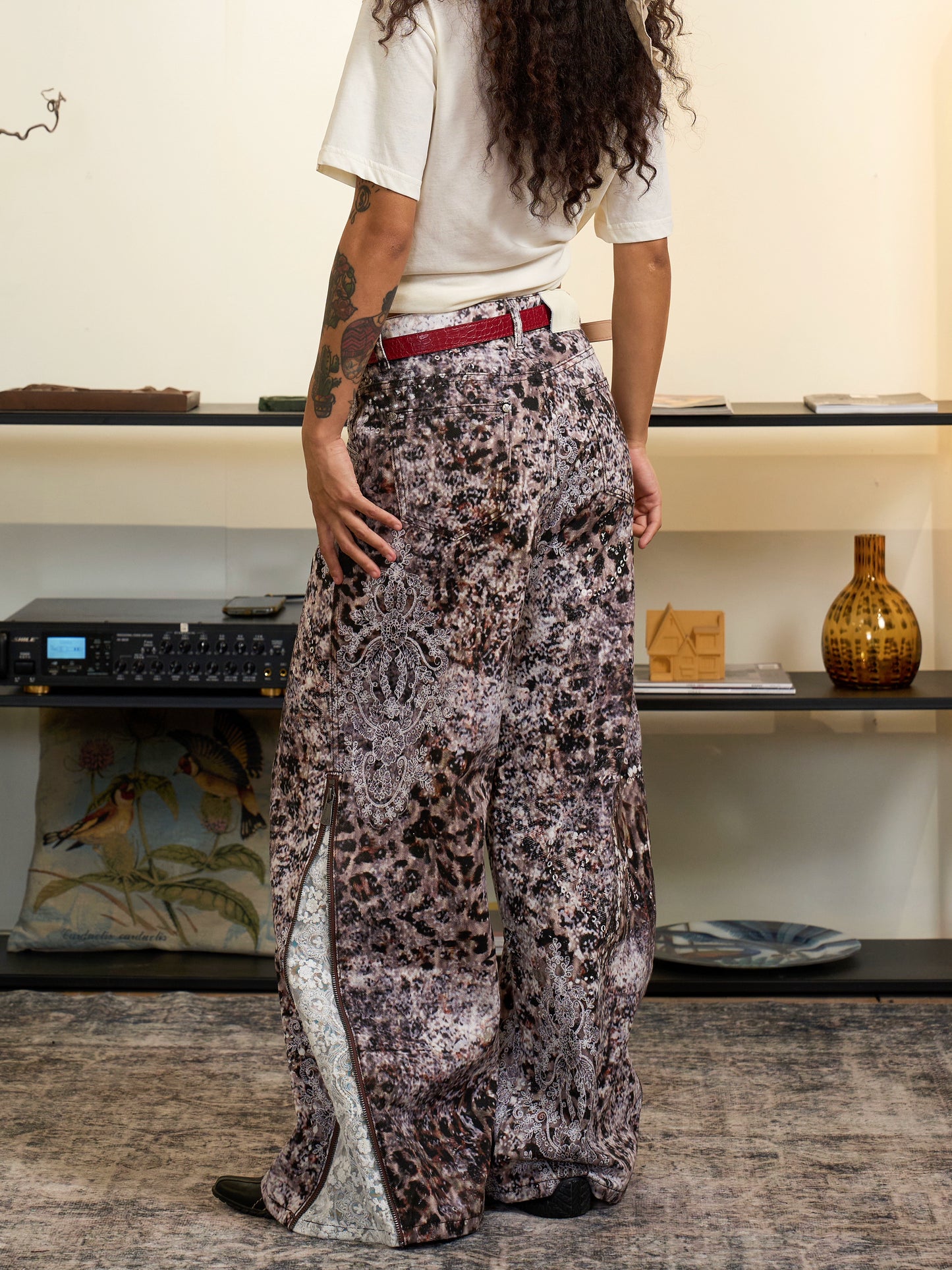 Digital Print Leopard Pattern Denim Jeans WN18992