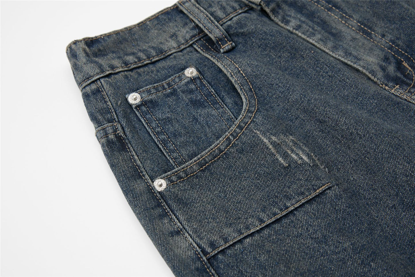 Washed Damage Multi-Pocket Curved Leg Denim Jeans WN26807