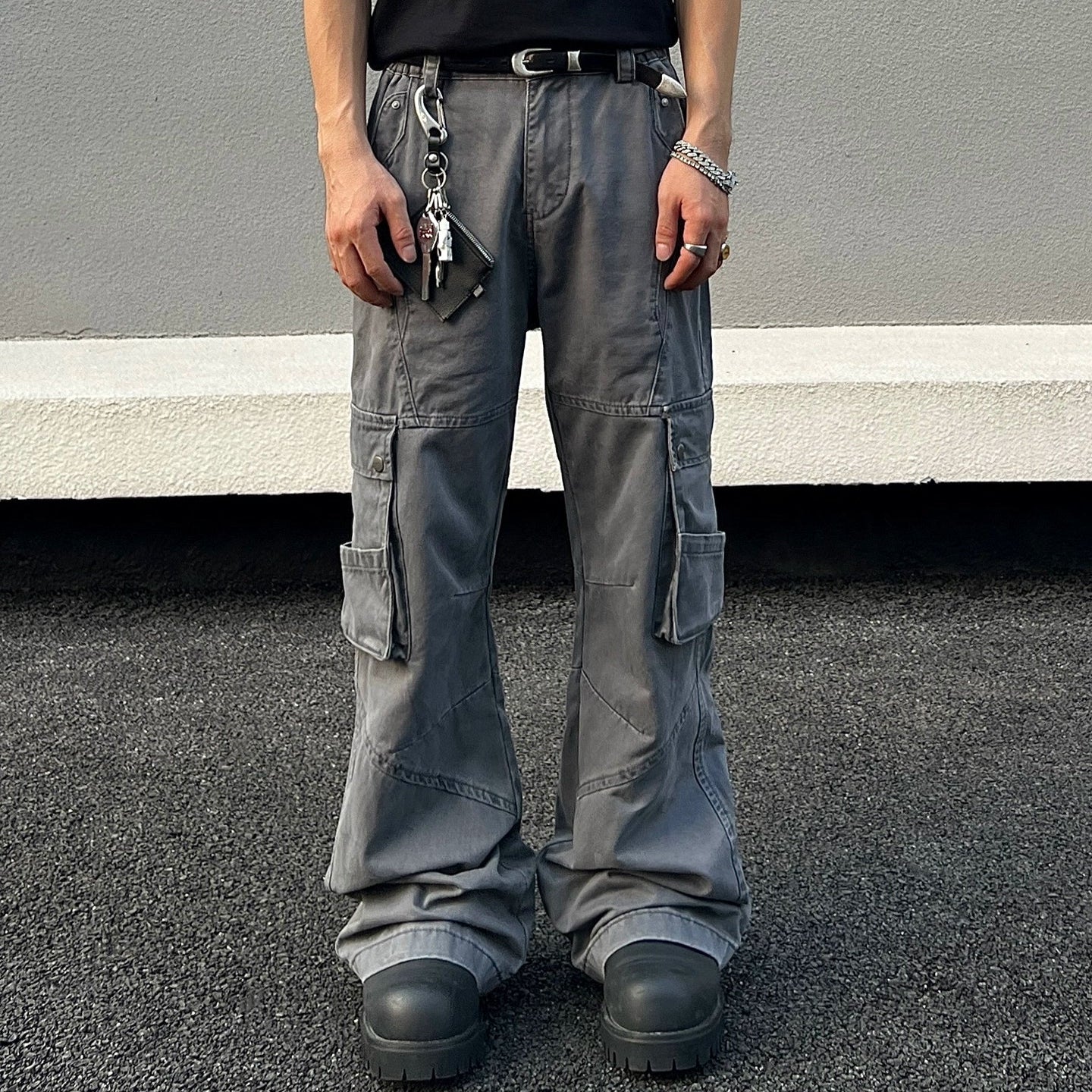 Multi Pocket Flare Cargo Pants WN21451