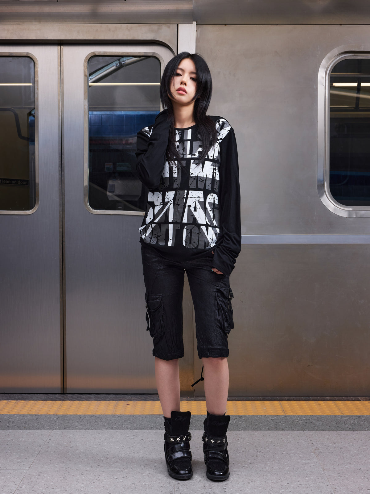 Typography Graphic Print Long Sleeve T-Shirt WN27197