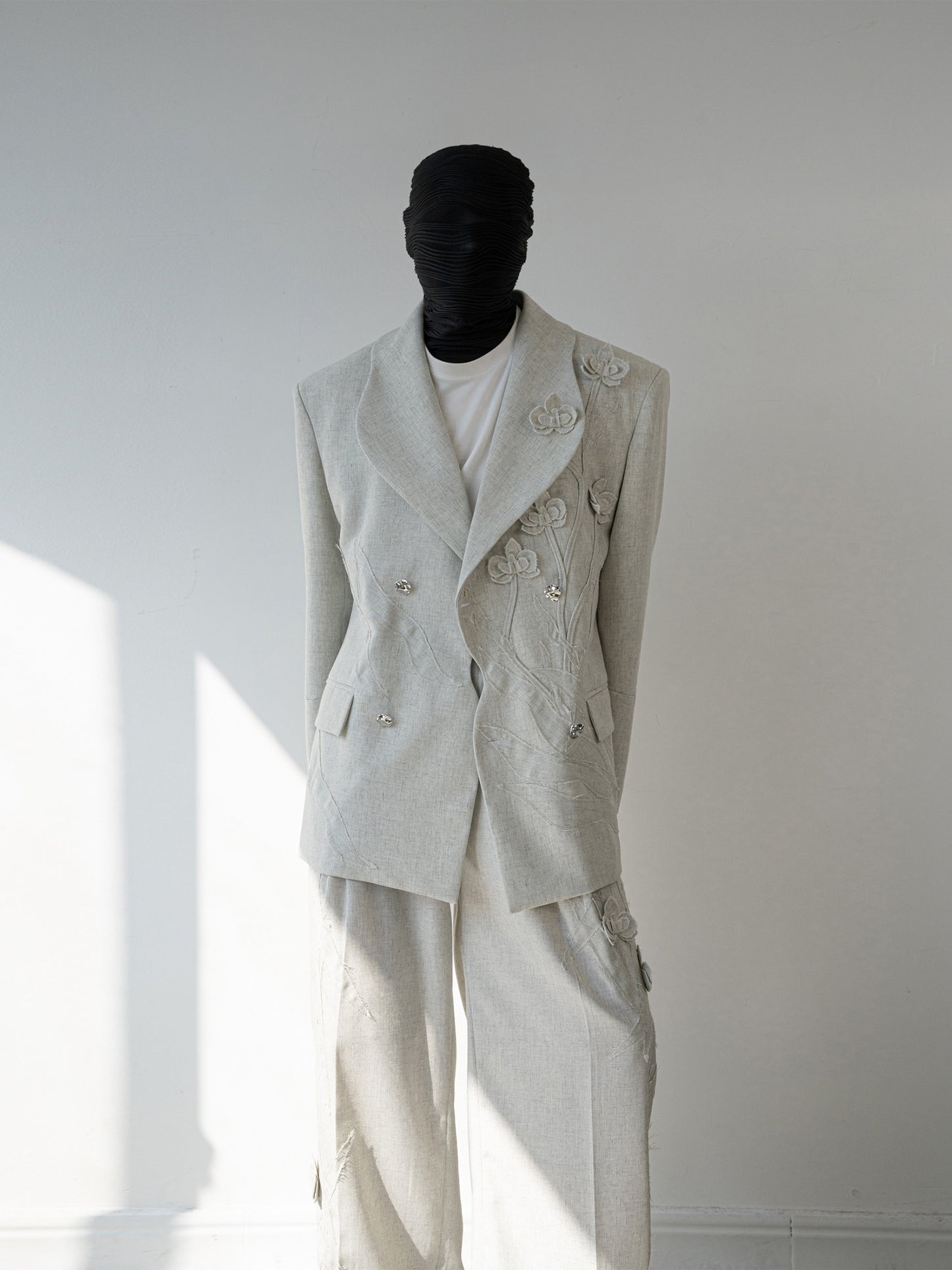 3D Flower Design Oversize Tailored Jacket & Trousers Setup WN23841