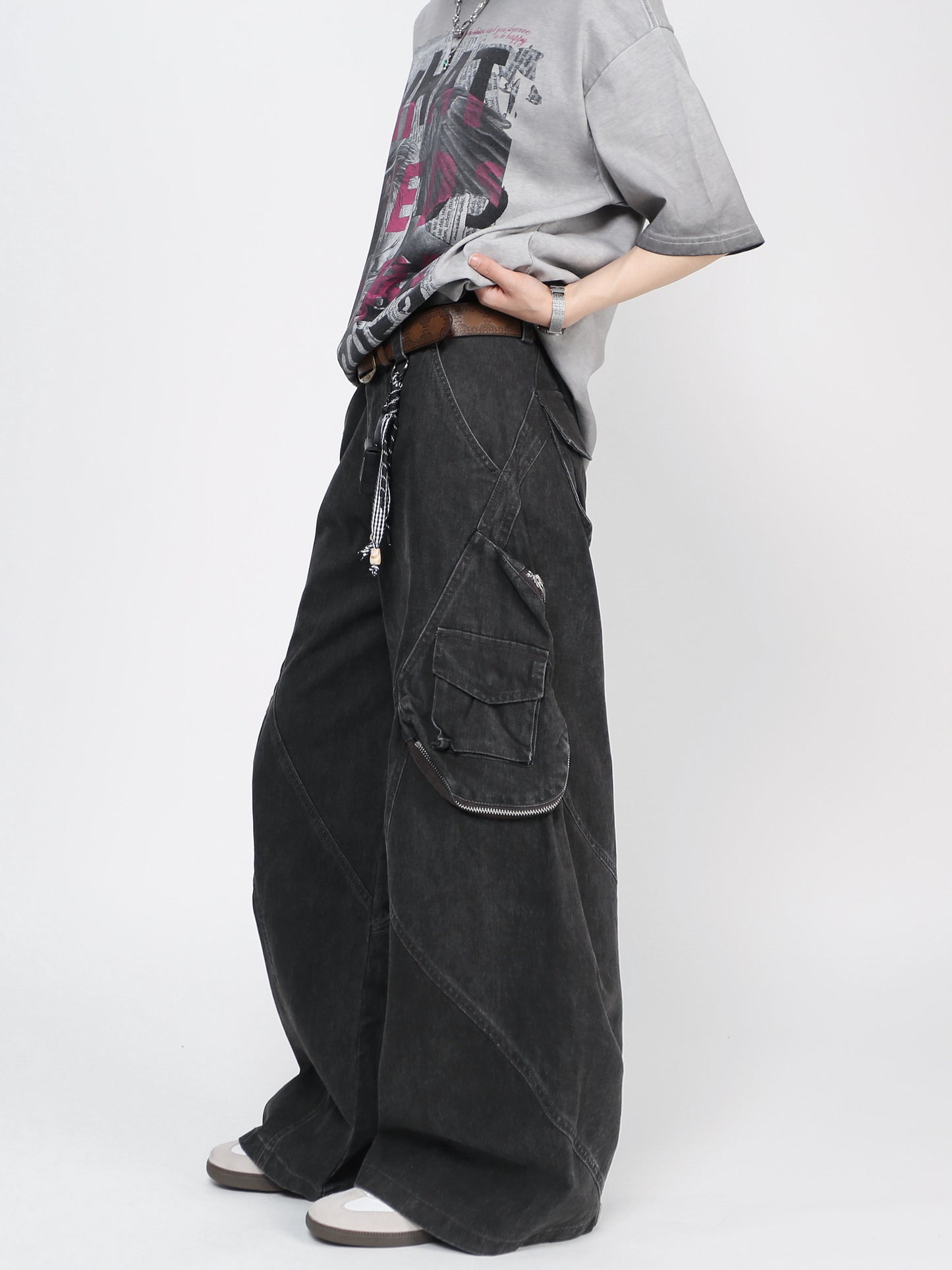 Washed Panel Seam Multi Pocket Wide Leg Denim Jeans WN24487