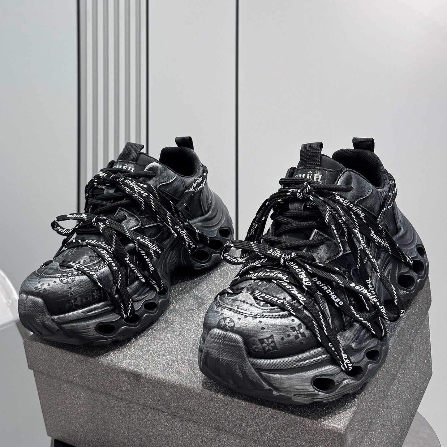 Metallic Rope Lace Chunky Sole Sneakers WN24639