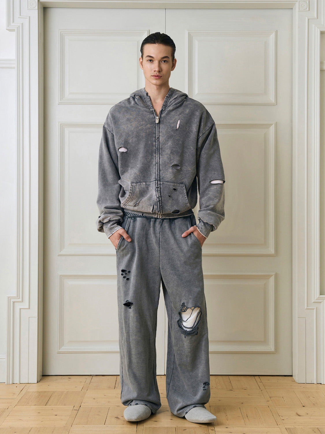 Damage Washed Hoodie & Damage Sweatpants Setup WN15157