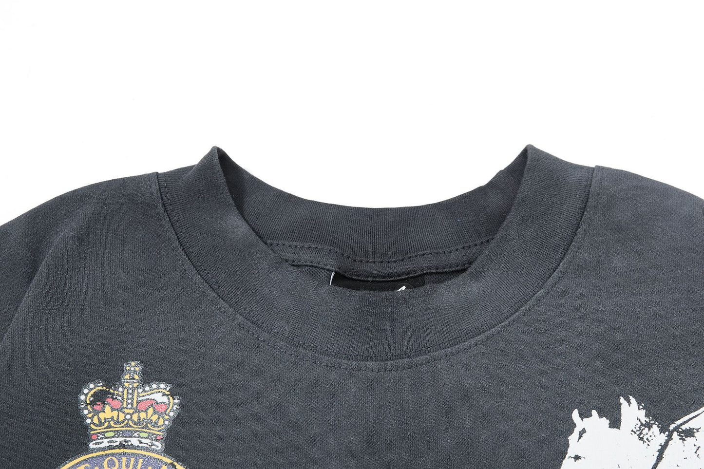 Washed Damage Badge Short Sleeve T-Shirt WN26070