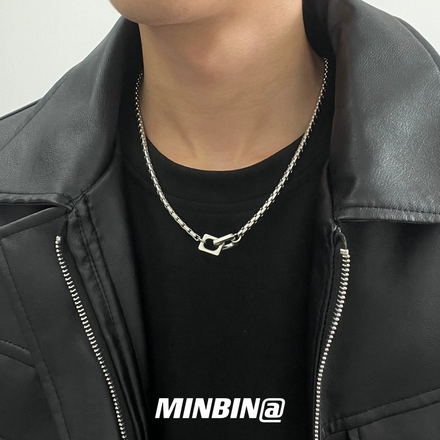 Double Ring Buckle Titanium Steel Necklace WN19246