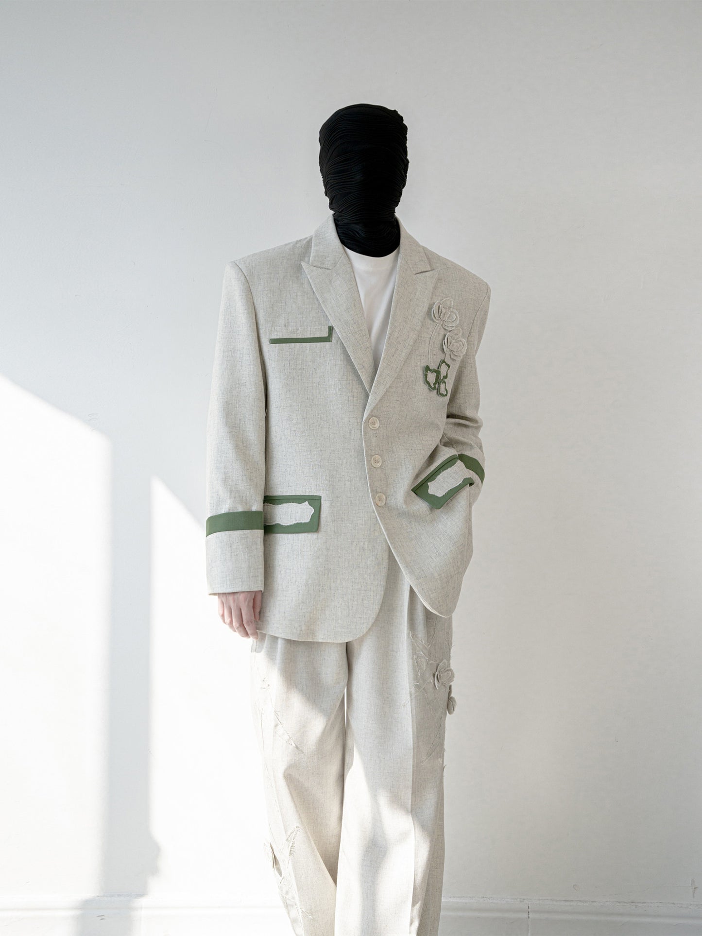 Linen Blend 3D Flower Tailored Jacket & Trousers Setup WN23838