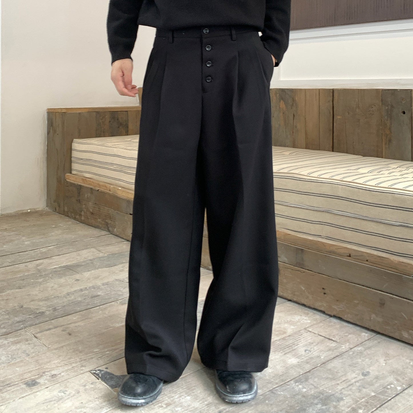 Button Pleats Wide Leg Trousers WN24996