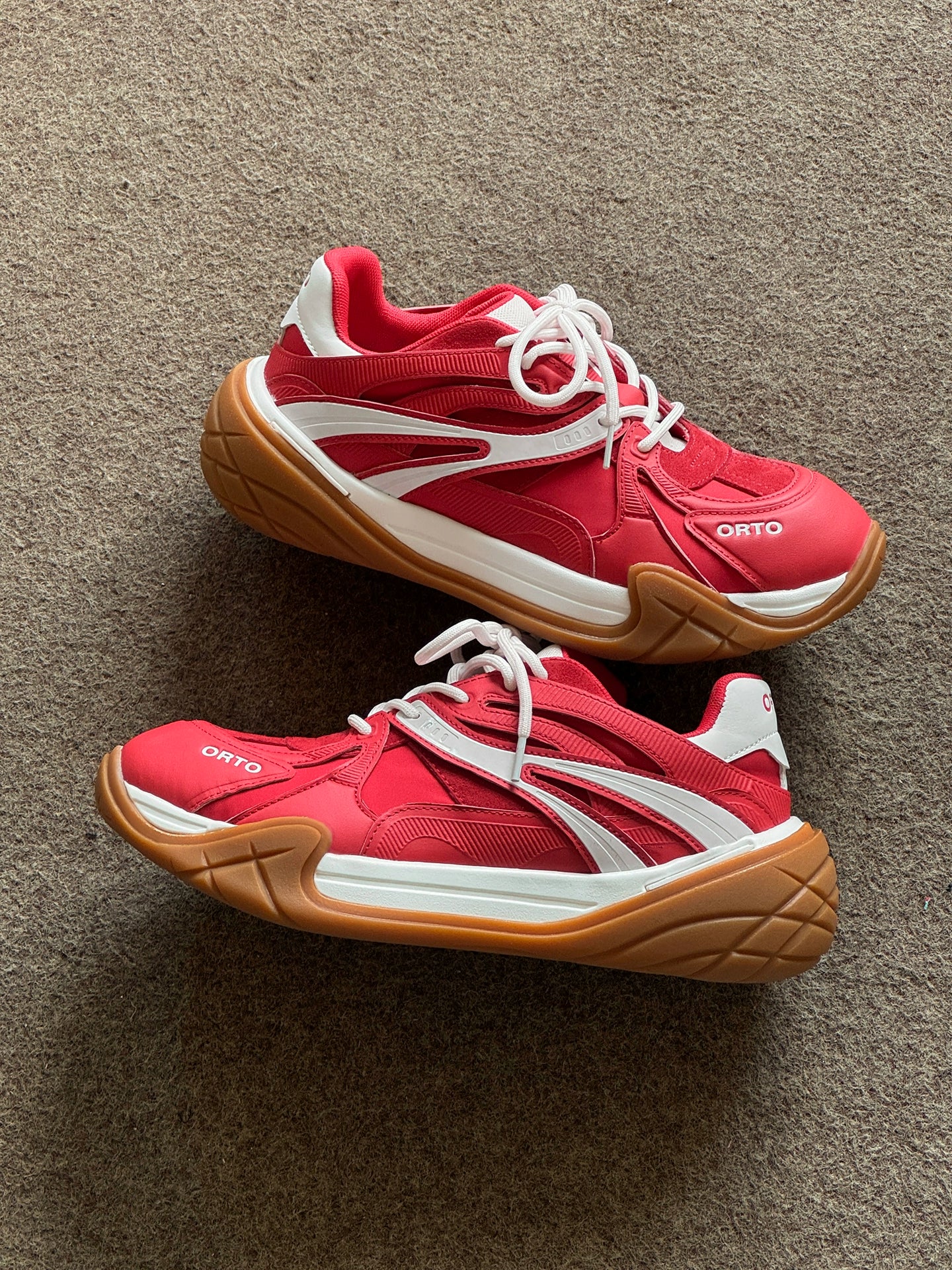 Thick Sole Sporty Training Sneakers WN21256