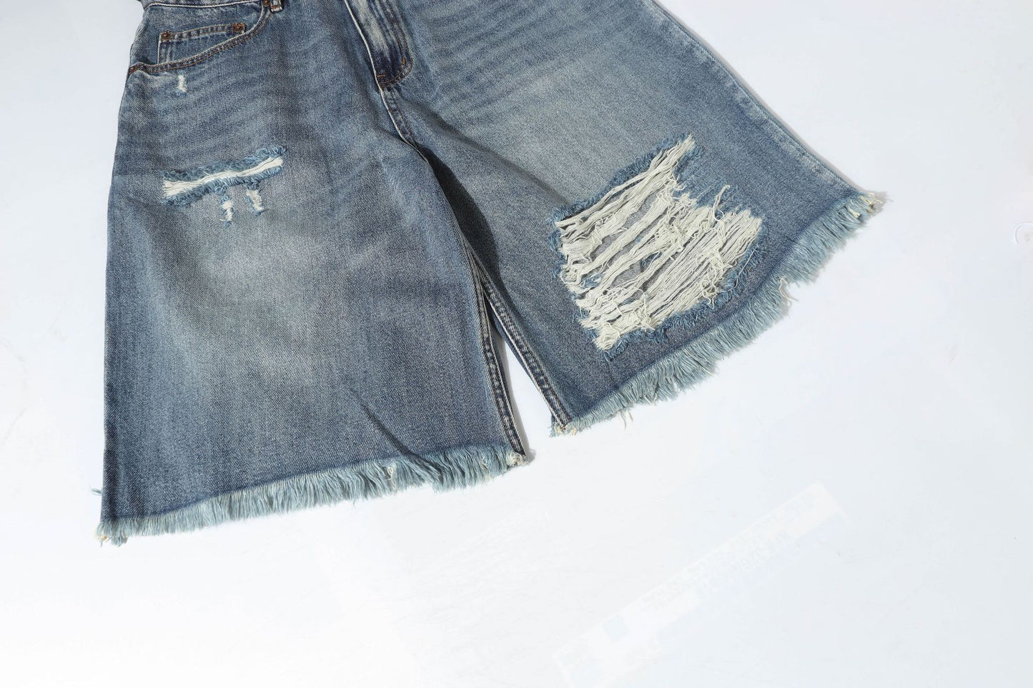 Washed Damage Denim Half Jeans WN26149