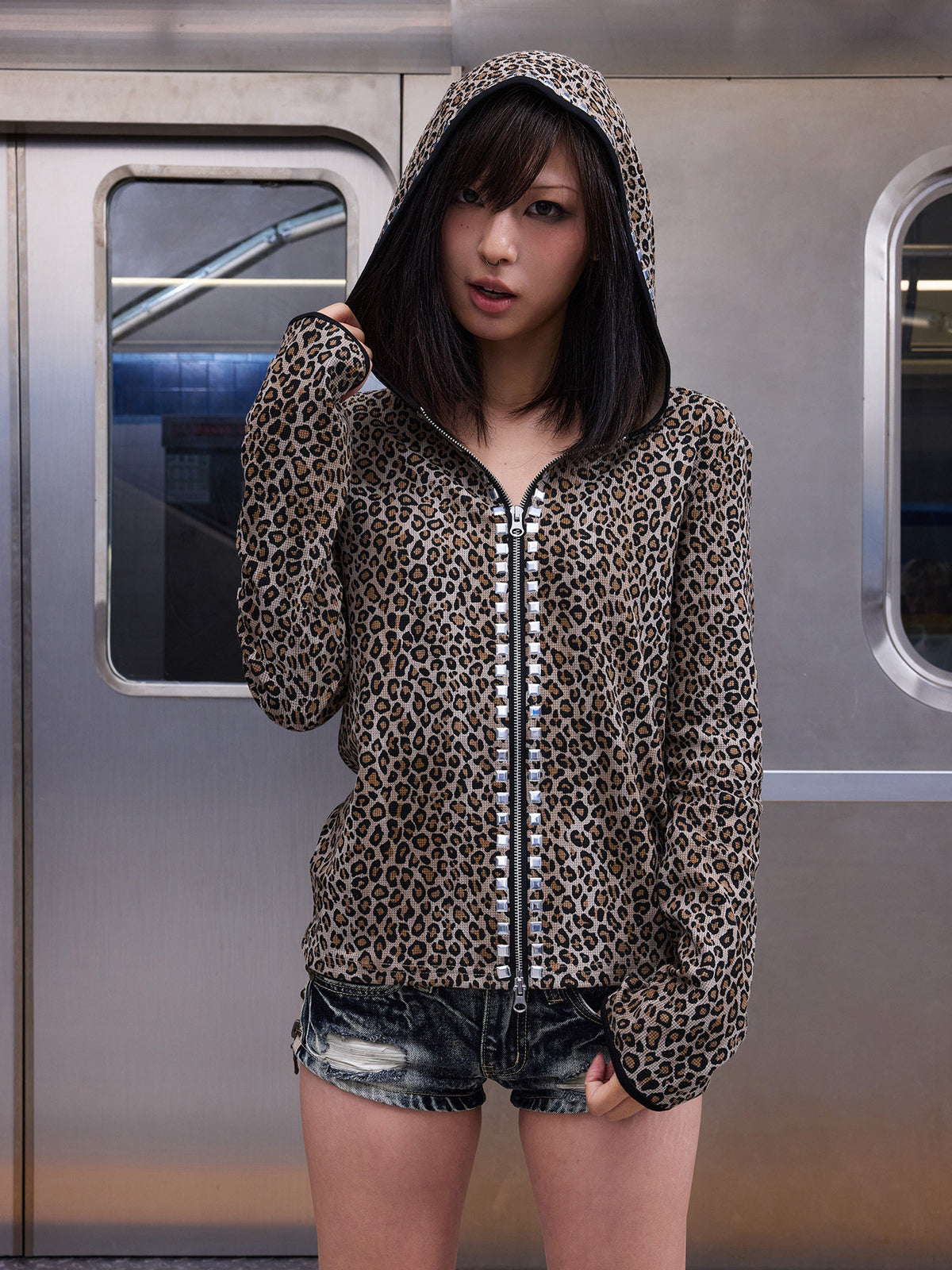 Leopard Back Logo Print Zipper Hoodie WN27242