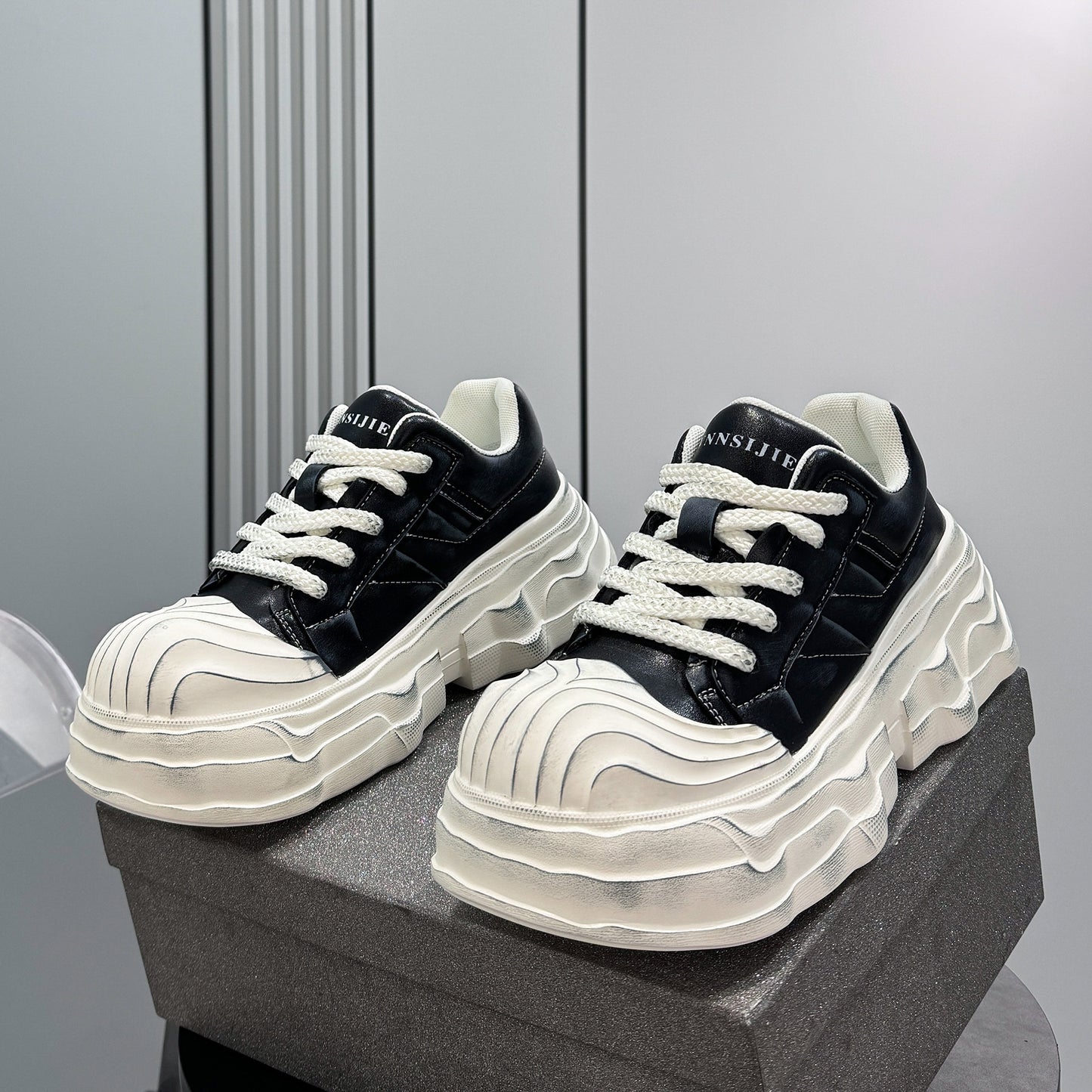 Panel Platform Chunky Sole Sneakers WN24621
