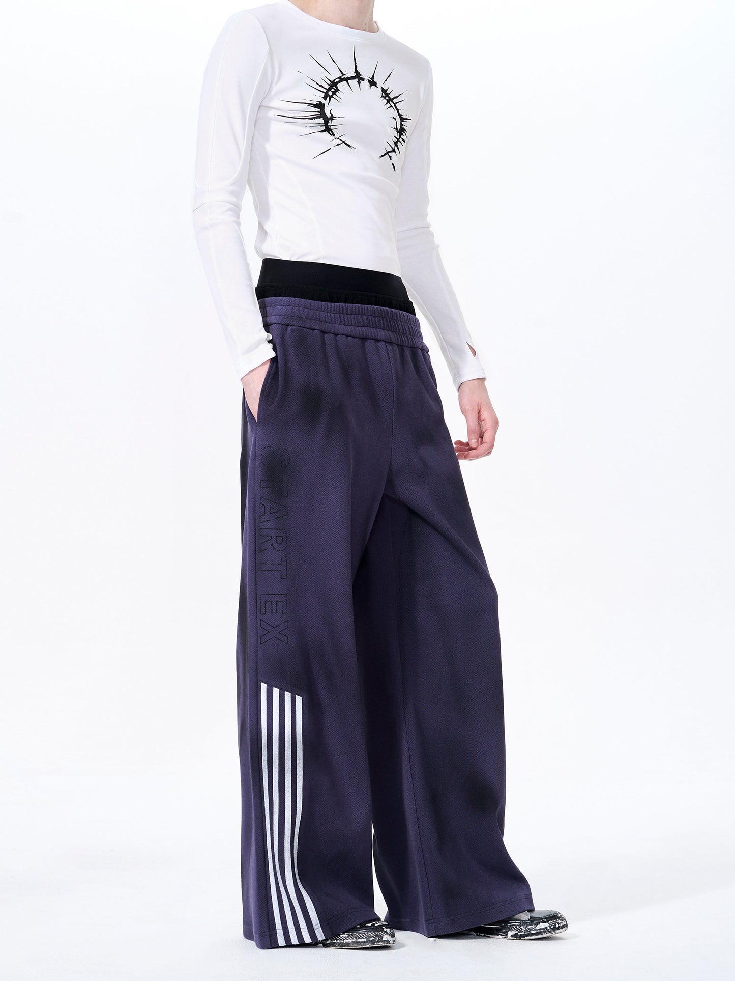 Four Stripe Damage Badge Embroidery Double Layer Hooded Jacket & Sporty Pants Setup WN23269