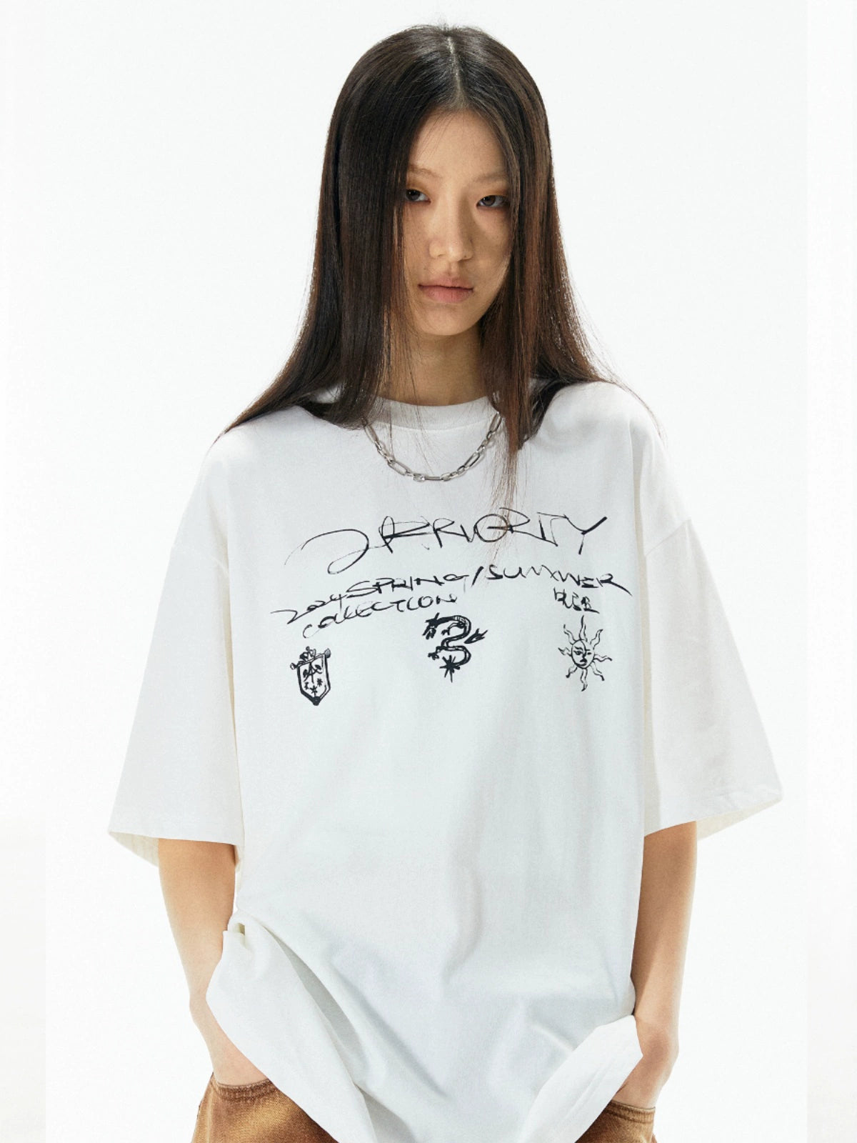 Hand-Drawn Print Oversize Short Sleeve T-Shirt WN18918