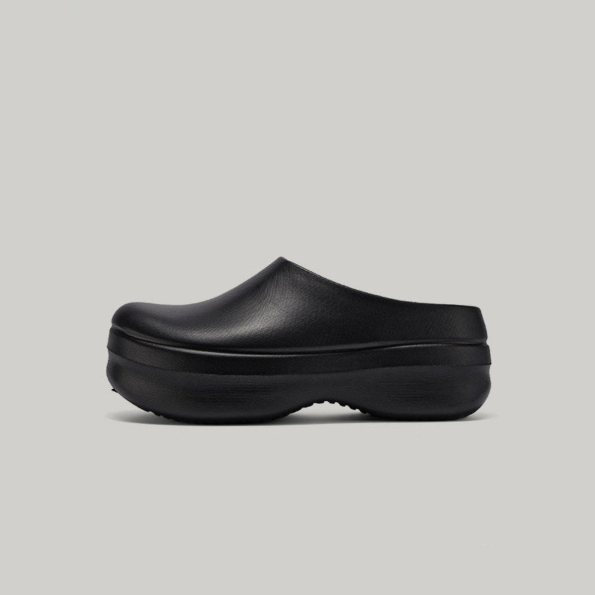 Minimalist Platform Slip-On Mules WN23470
