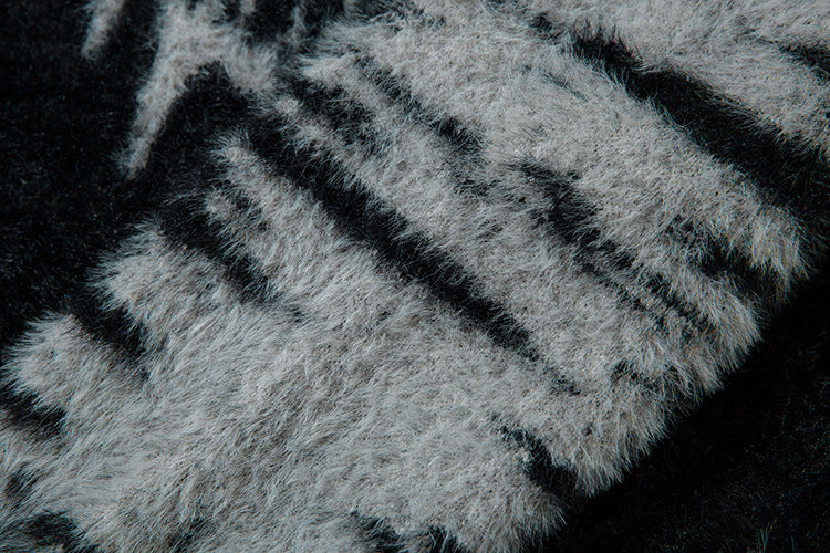 Colorblock Butterfly High-Neck Oversize Knit Cardigan WN11392