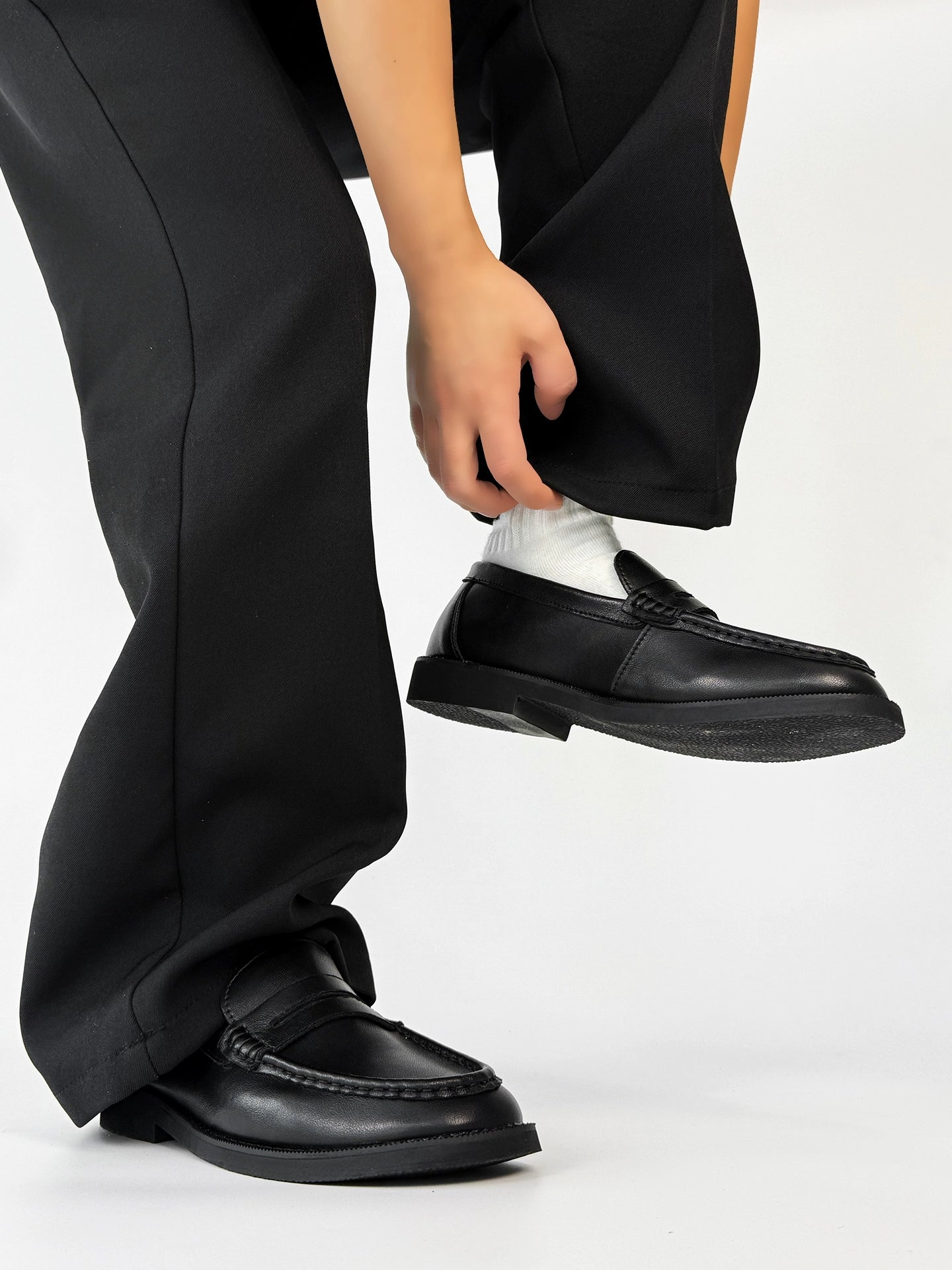 Soft Sole Design Leather Coin Loffer WN19164