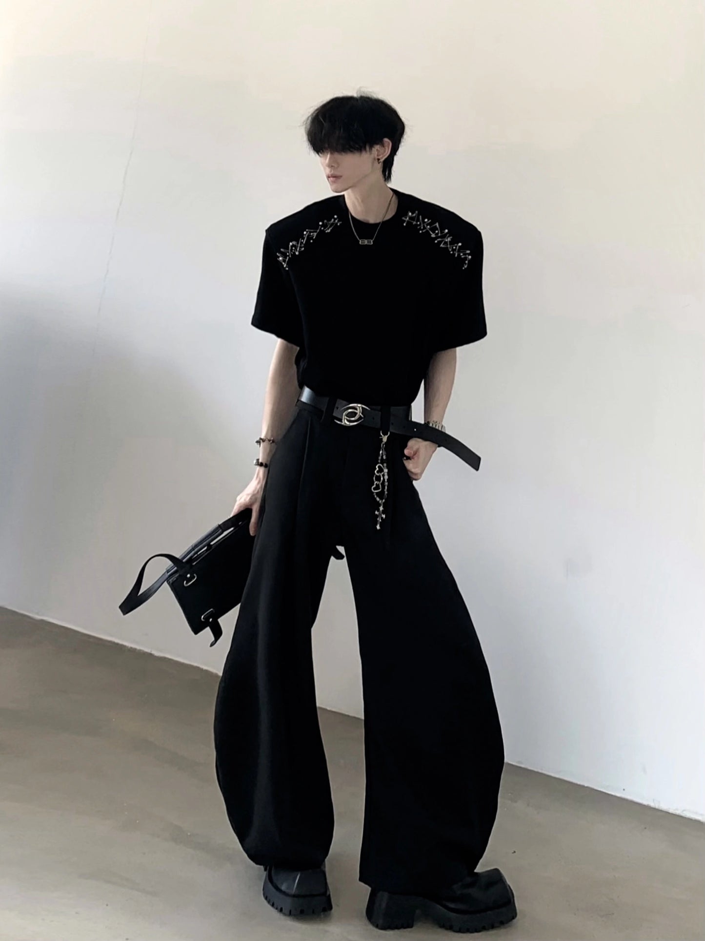 Metal Pin Shoulder-pad Oversize Short Sleeve T-Shirt WN20356