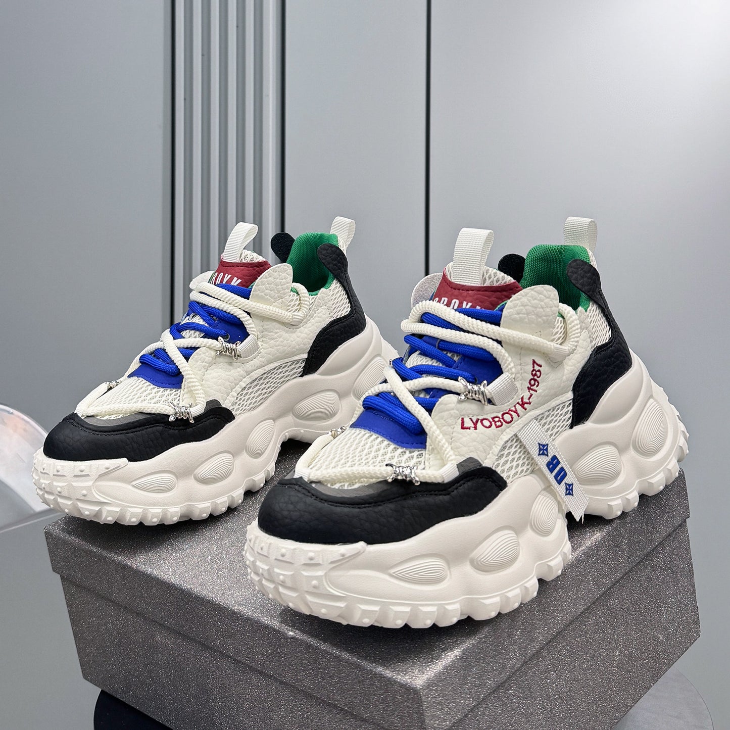 Mesh Rope Lace Chunky Sole Sneakers WN24593