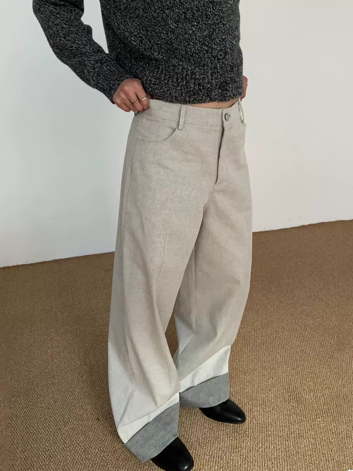 Two Color Cuffed Denim Jeans WN21604