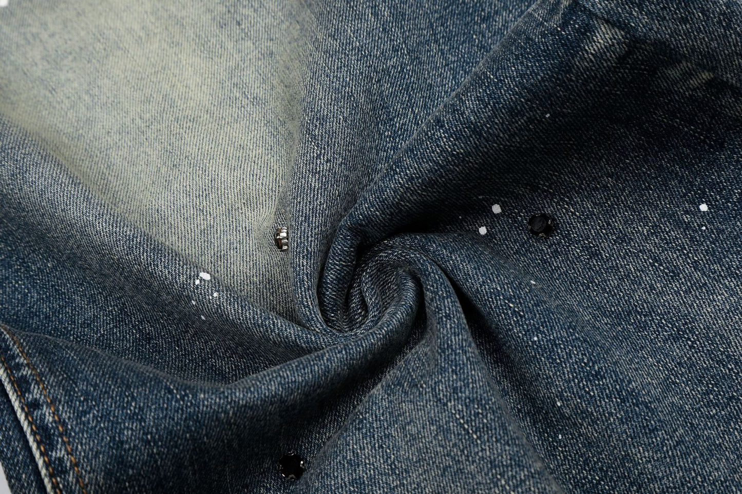 Washed Paint Rhinestone Wide Leg Curved Denim Jeans WN25876