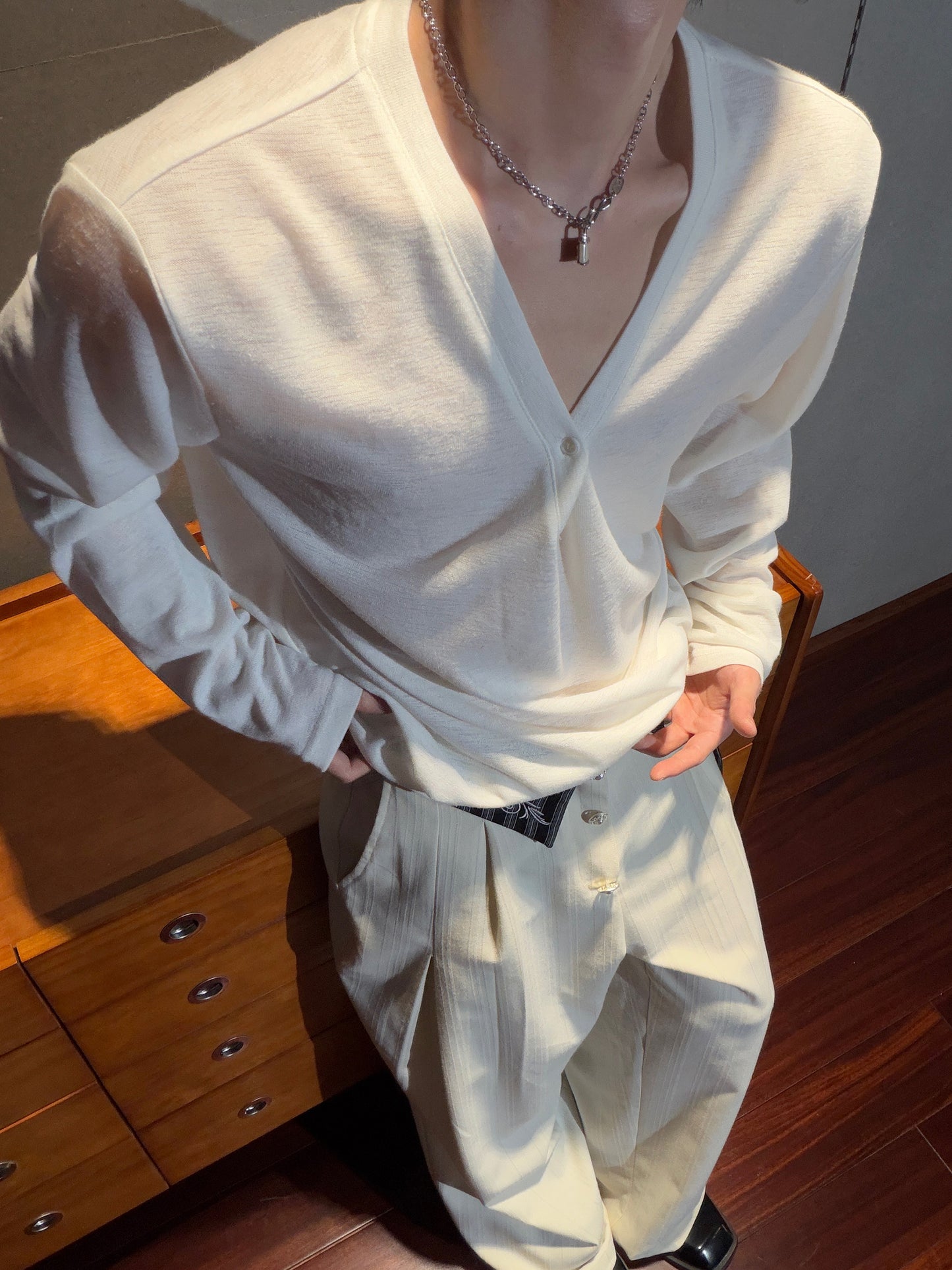 Deep V-Neck Breathable Oversize Long Sleeve T-Shirt WN27011