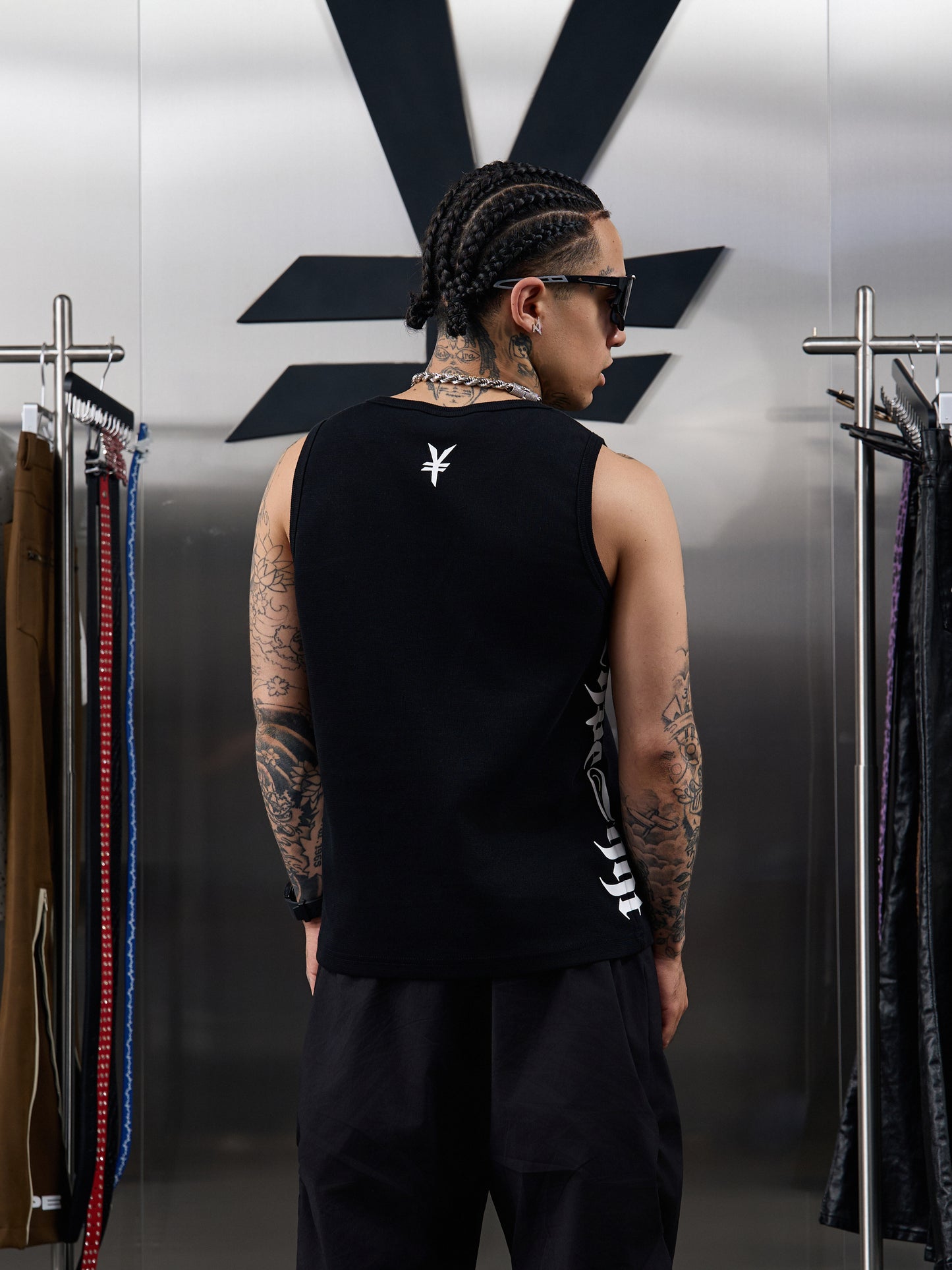 Graphic Letter Print Ribbed Tank Top WN20987