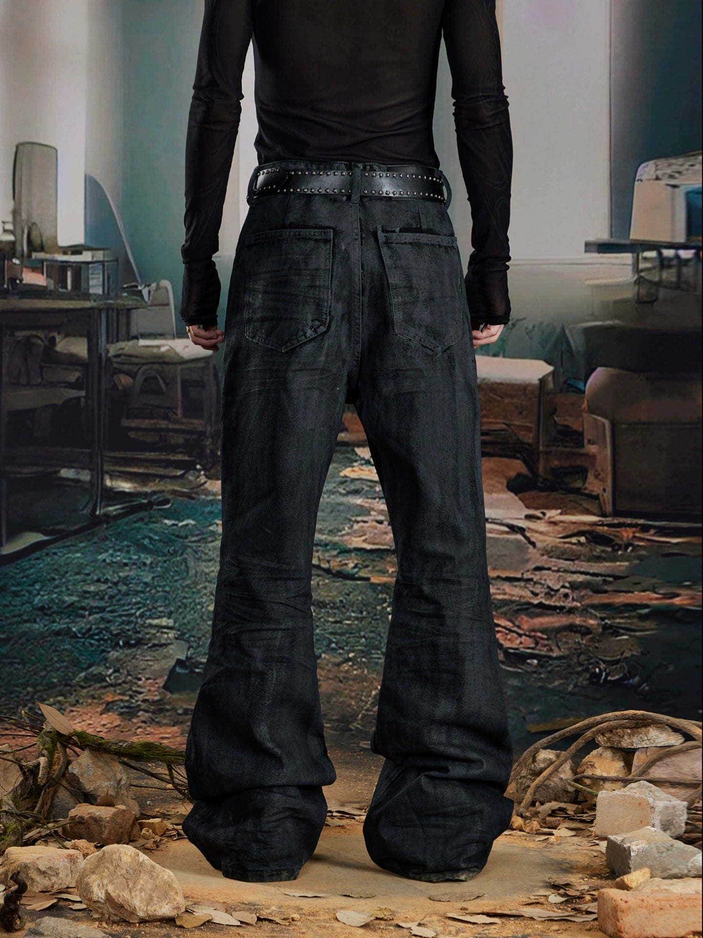 Coated Hand-Rub Long Flare Denim Jeans WN20584