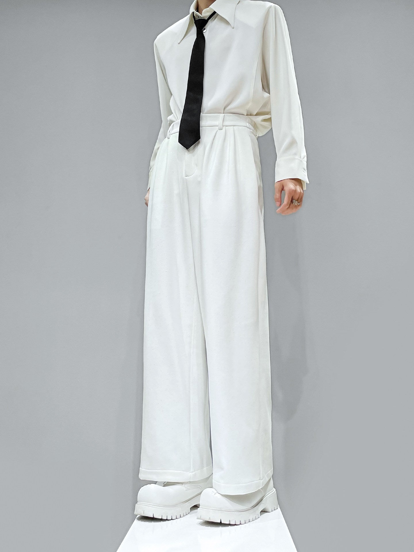 Star Glitter Wide-Leg Straight Trousers WN23948