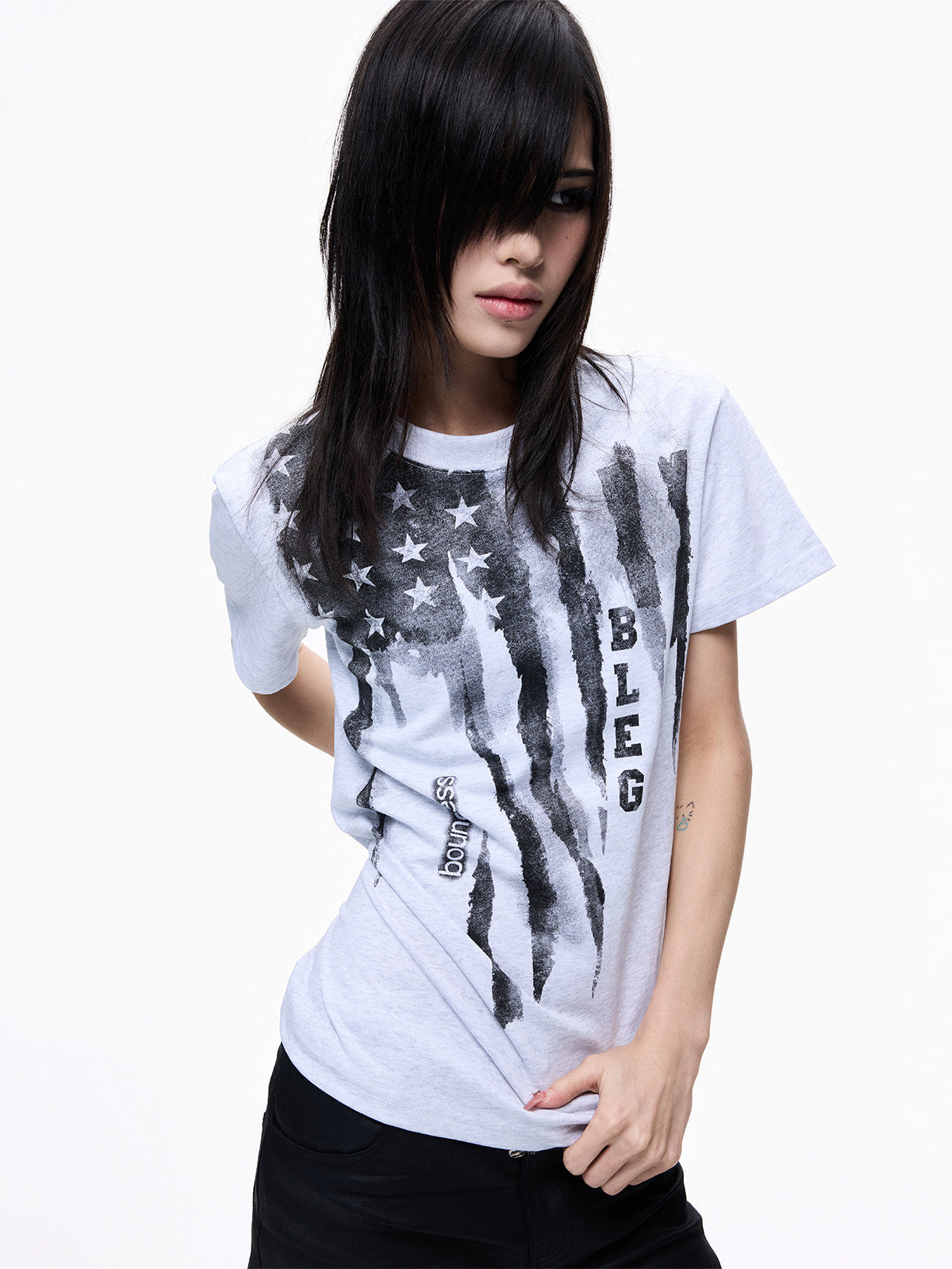 Graffiti Print Washed Cropped Short Sleeve T-Shirt WN27310
