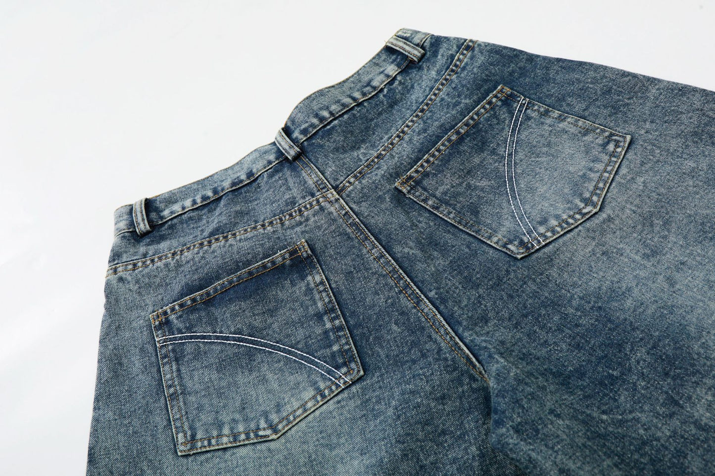 Washed Studs Panel Cropped Denim Half Jeans WN25766