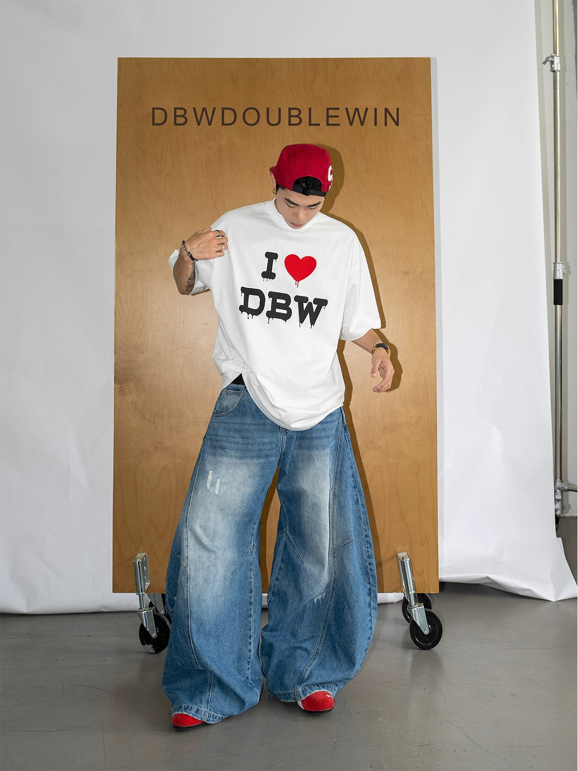 Three-Dimensional Print Oversize Short Sleeve T-Shirt WN20861