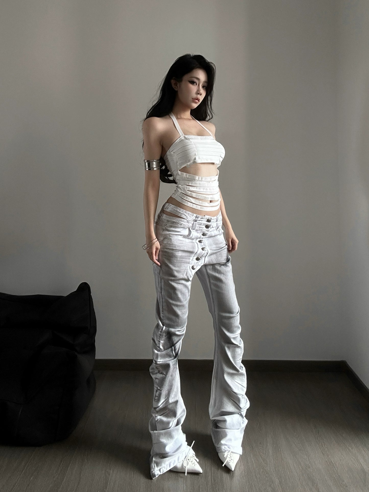 Washed Whisker Straight Denim Jeans WN20895