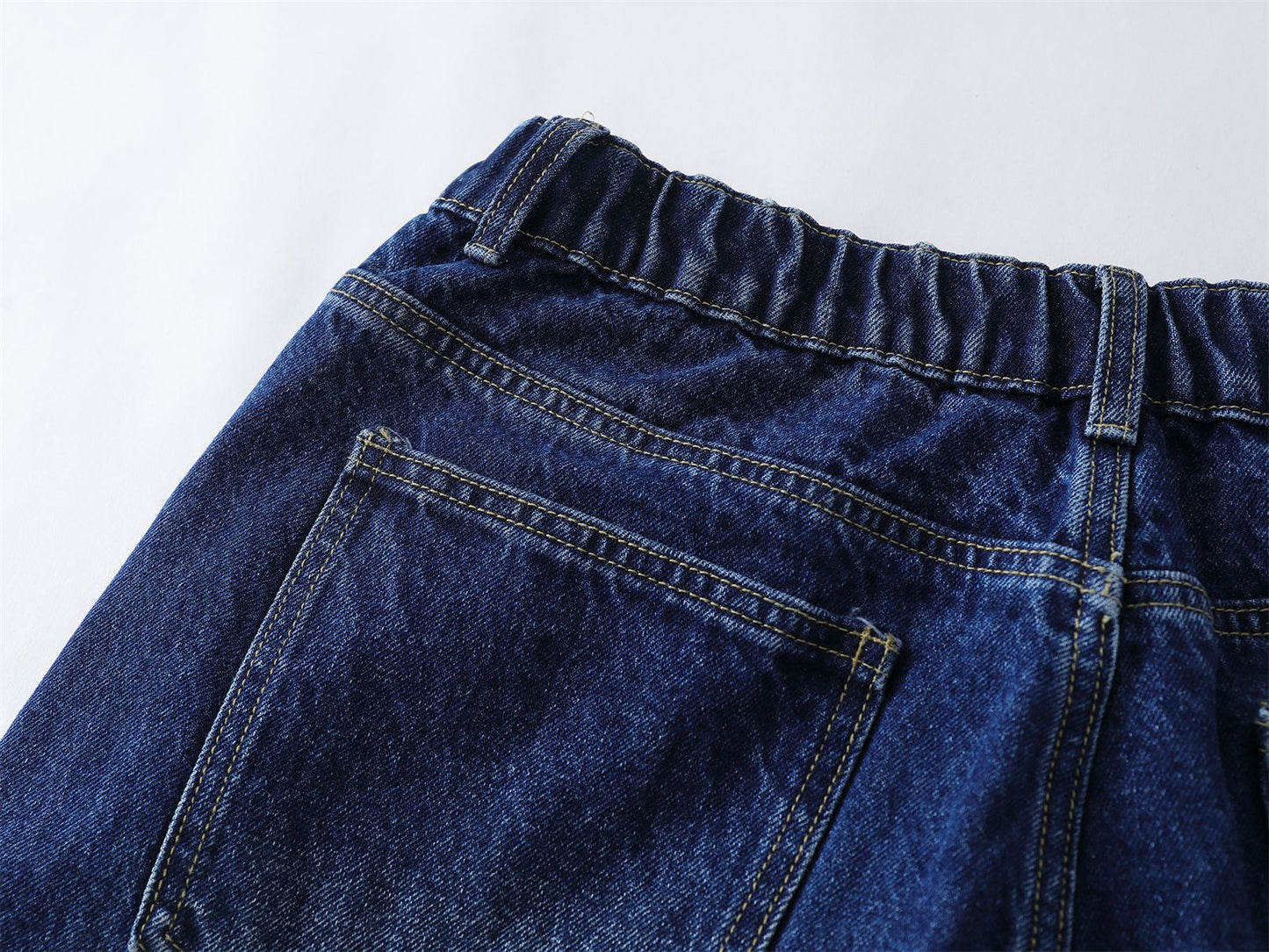 Washed Damage Star Patchwork Knee-Length Denim Jeans WN26810