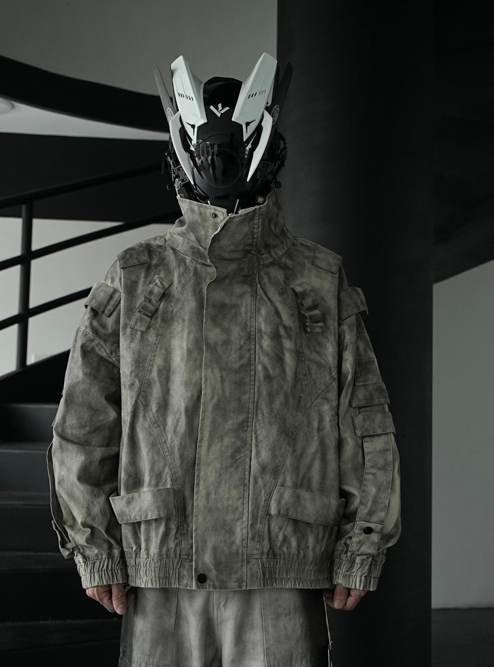 Oversize Stand Neck Multi-Pocket Jacket WN27910